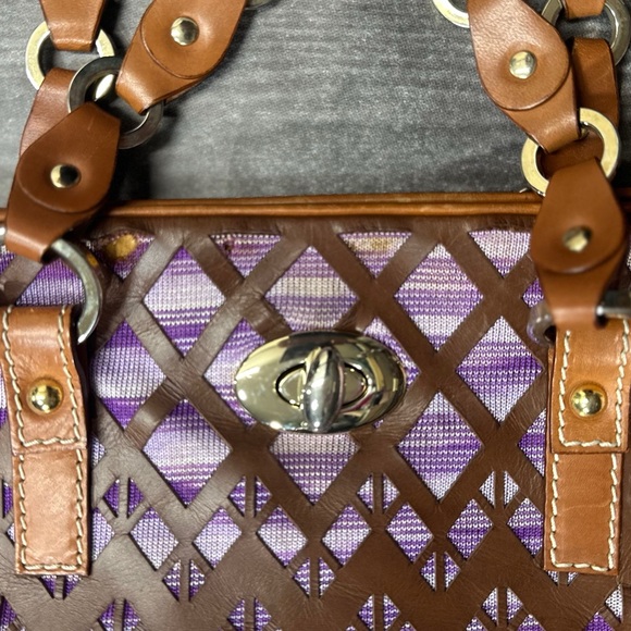 Missoni Leather Tote Bag with Cut-Out Design - Picture 8 of 14